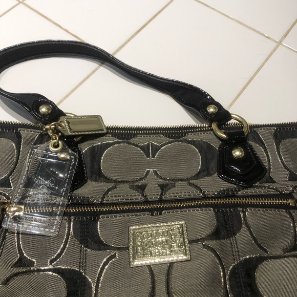 Authentic Coach Satchel - Picture 2 of 2